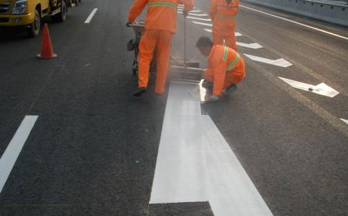 阿拉尔农场丙烯酸标线涂料