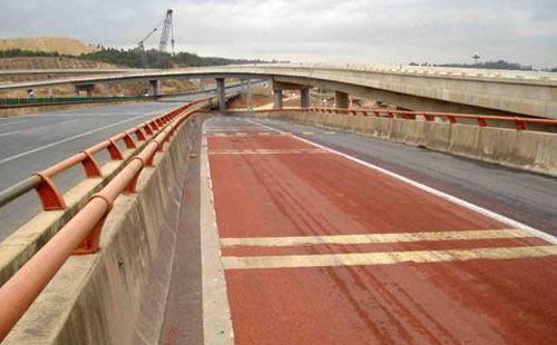 阿拉尔农场轻载防滑路面粘结材料